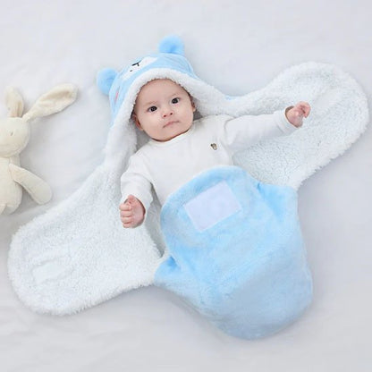 Nid d'ange bleu bebe bras decouverts